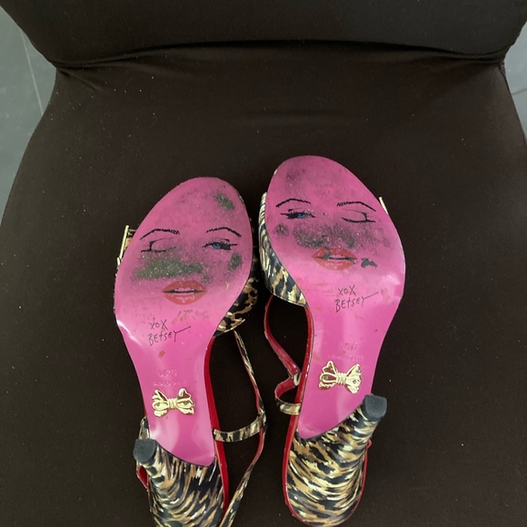 Betsy Johnson pumps - Picture 5 of 5